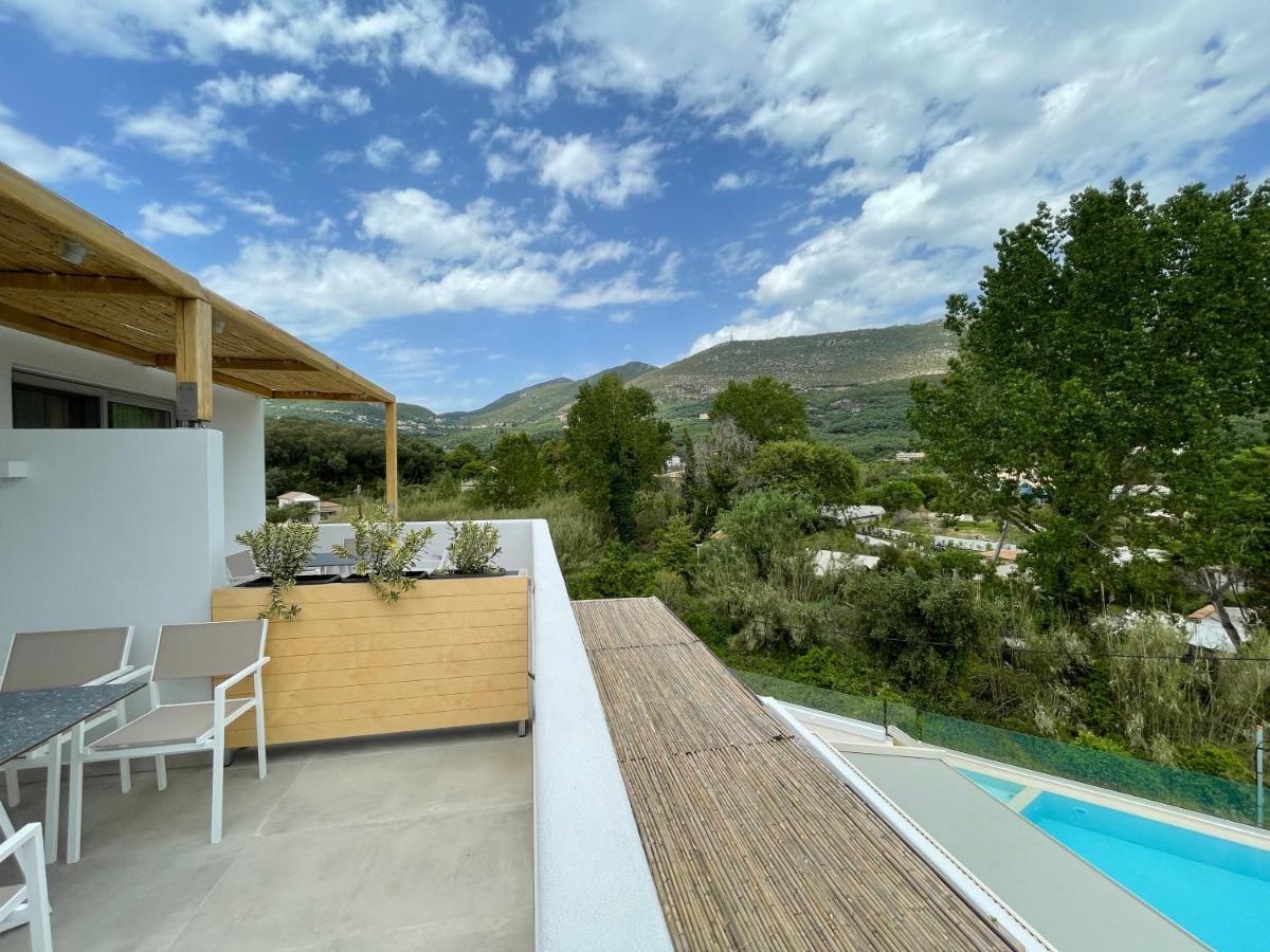 Alboro Seaside Suites Parga Exteriör bild