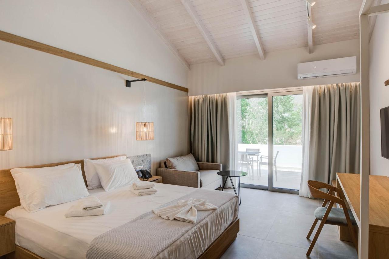 Alboro Seaside Suites Parga Exteriör bild