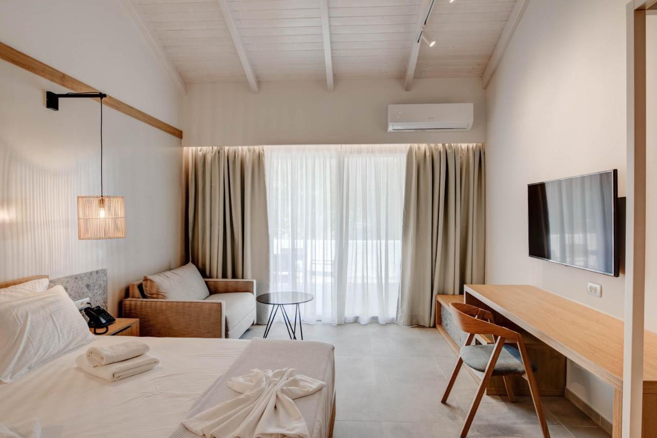 Alboro Seaside Suites Parga Exteriör bild