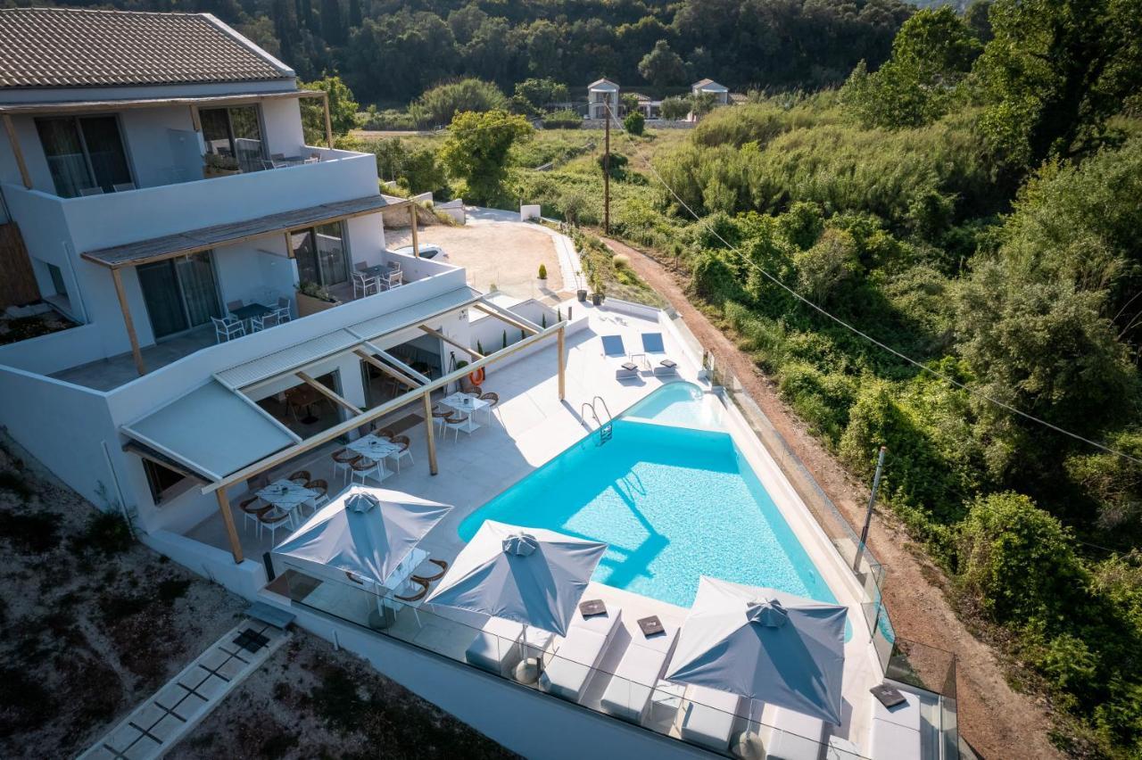 Alboro Seaside Suites Parga Exteriör bild
