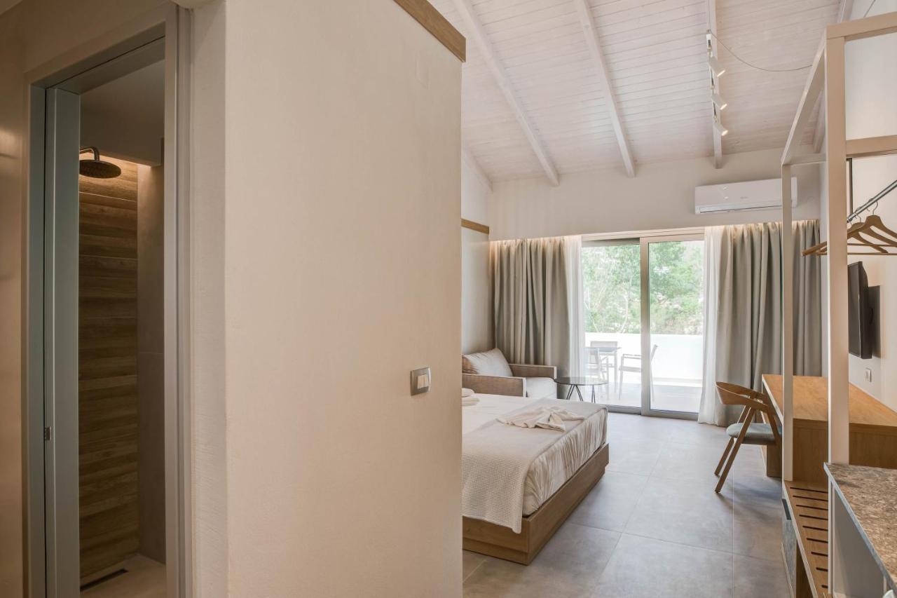 Alboro Seaside Suites Parga Exteriör bild
