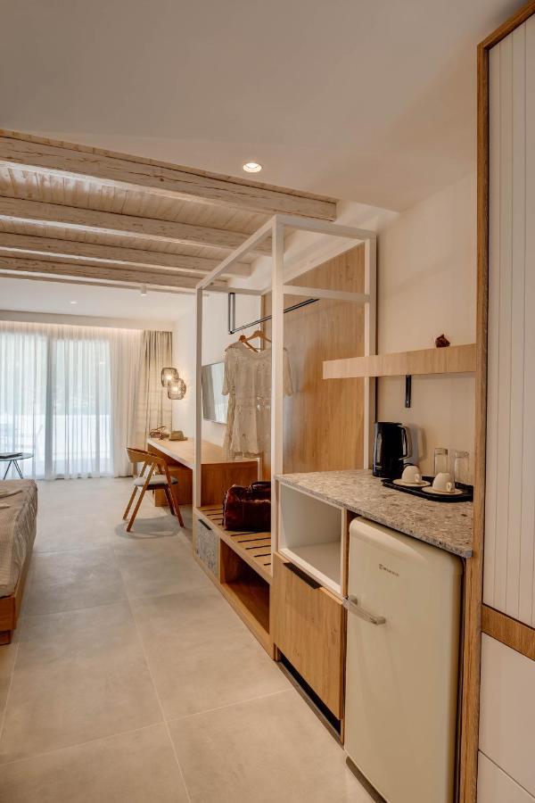 Alboro Seaside Suites Parga Exteriör bild